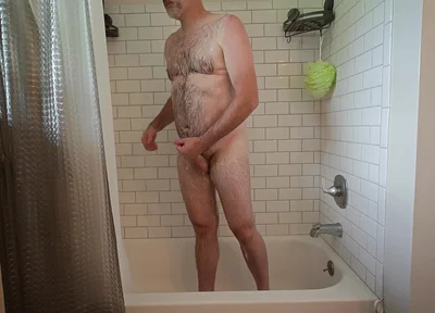 Shower Time with Jon Scarecrow