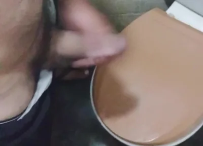 Cum in Bathroon