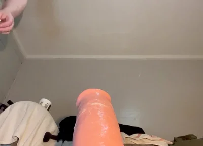 Destroy My Ass 2 Day a Row Whit 15 Inch King Cock and Still Wear Plug 24h
