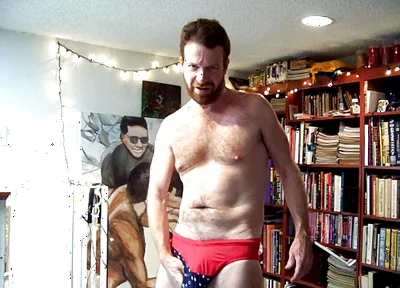A Tour of Hairyartist Will in 9 Fleeting Moments