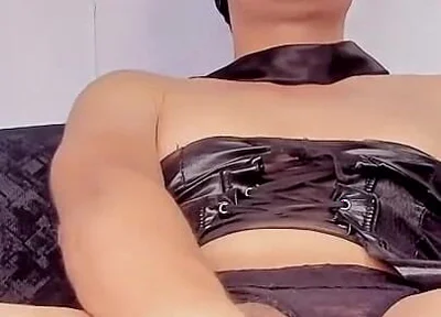 Sissy Ken Feels Beautiful, and Shows Her Big Ass on Camera Online