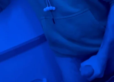 Masturbating at 30,000 Ft