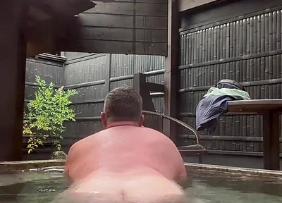 I Just Can’t Stop Playing with Myself in the Hot Tub