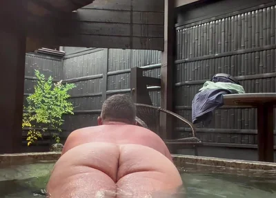 I Just Can’t Stop Playing with Myself in the Hot Tub
