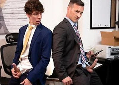 Derek Kage Fucks Coworker Cristiano After Caught Jerking Off - French Subtitles
