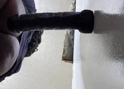 Big Dick Feels Good Inside My Tight Hole