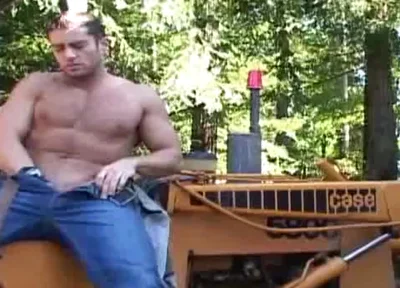 Cody Cummings In Stroke-capade On The Window-sill