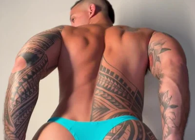Spandex Makes Me I Jerk off Until I Shoot a Big Load