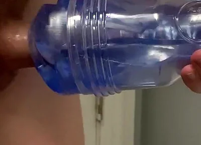 Handsfree Cumshot From Redhead Twink