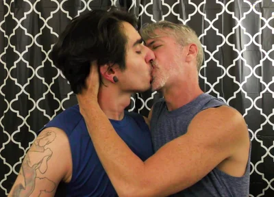 Hot Gay Kissing with Johnny & Richard