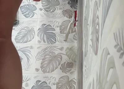 Hole Stretch in the Shower