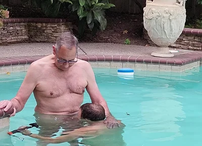 Underwater Pool Bb Fuck!