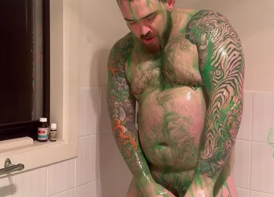 Chubby Bear Covers Himself in Slime and Jerks off