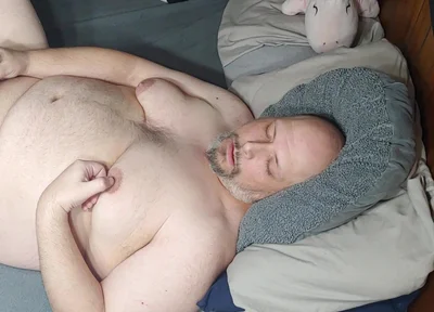 Chubby Guy Jerk and Cum