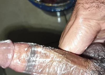 Hairy Skinny Man Masturbates in Pope's Shower While Not at Home