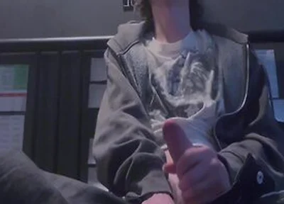 Teen 18+ Boy Stops Gaming To Jerk Off His Big Cock