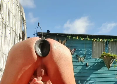Buttplug in the Garden