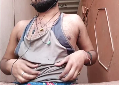 A Sexy Masturbater Doing Handjob with Full of Hornyness