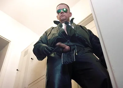 Alpha Leather Hunk Xl 7