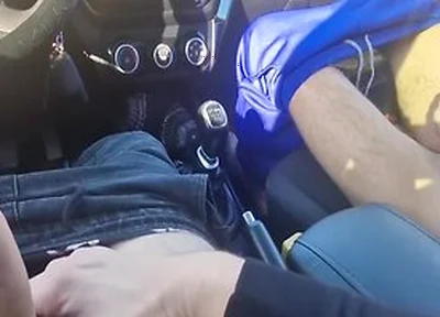 I Secretly Jerked Off A Big Cock To A Student 18+ During A Break Near School. Do You Want To Suck Our Cocks?