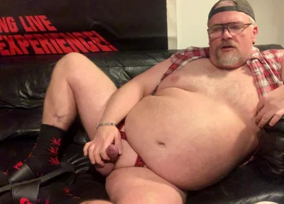 Fat Daddy Pig Wanks His Fat Cock