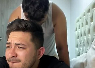 Padrastro Me Confunde Cuando Duermo Me Come El Culo A Pelo Y Me Lo Deja Lleno De Leche Caliente - Sexo Duro