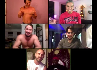 Model Behavior: Play: Battle of the Bottoms 1