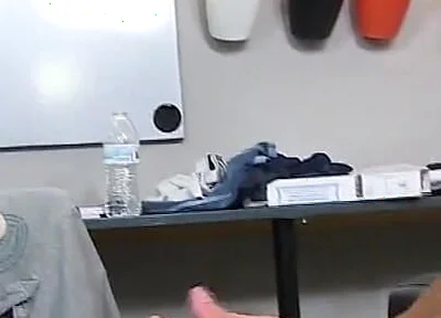 Jordan Thomas Fucks Tyson Pierce