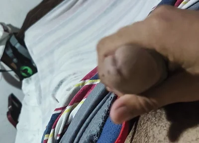 Skinny Mature Masturbates at Home While His Neighbors Are at the Bar