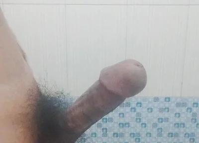 Shaking a Long Cock