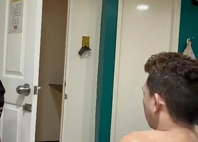 You Alraedy Started? Pinoy Twink Get Hard Handjob