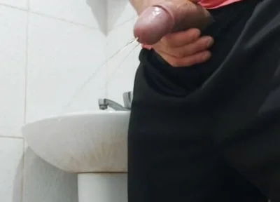 Brazilian Carlos Simões-well-endowed and Hung-peeing and Showing off His Huge, Thick Cock. Part 3.