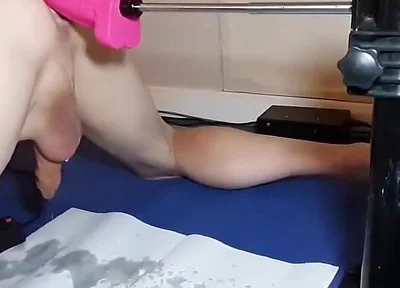 Dildo Fucking Fun with Mike Essex on the Fucking Machine