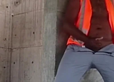 After Work I Went to the Construction Site to Enjoy Myself
