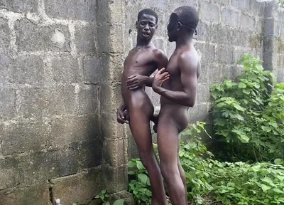 Brown with a Farmer in the Bush Fucking