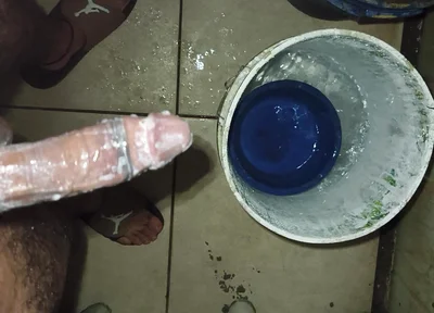 Hairy Skinny Man Masturbates in Pope's Shower While Not at Home