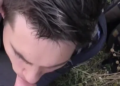 Amateur Student Deepthroats Cock