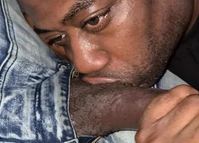 Relaxed up-close Jeans Throat Service