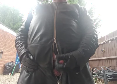 Wanking Outside