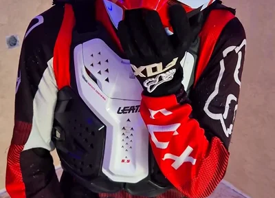 Hard Fucked Those Hot Osiris D3 Sneakers