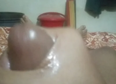 I Really Wanted to, so I Put Oil on My Hands and Hit the Handle. My Hands Got Wet