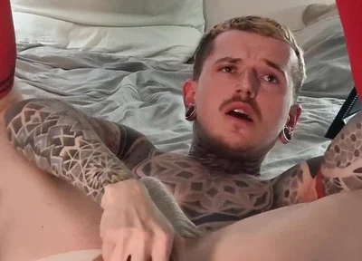 Selffuck with a Huge Dildo