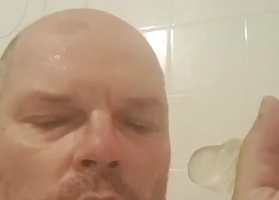 Attached Sucking and Blowing for the Slut