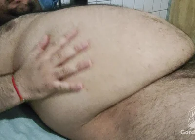 Fat Guy Masturbating