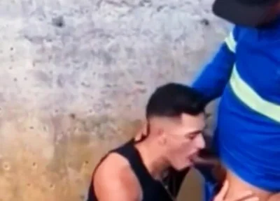 Worker Fucks in the Bush Strangers