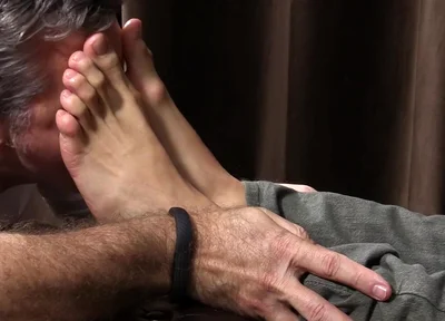 Bearded Stud Tino Gets Foot Worshiped