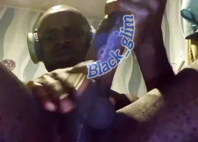 Black_glim Is Out Again