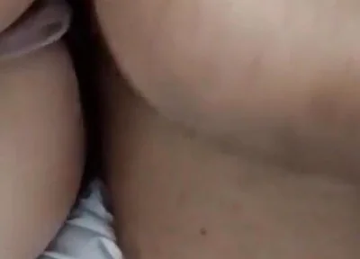 834 Big-bottomed Stepdaughter: Please Don't Put It in, I'll Get Pregnant