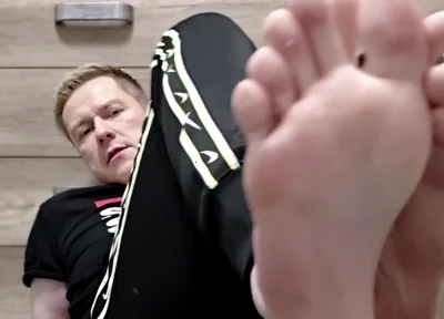 Feet & Fun