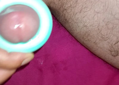 Look at the Handsome Man's Shoots Cum